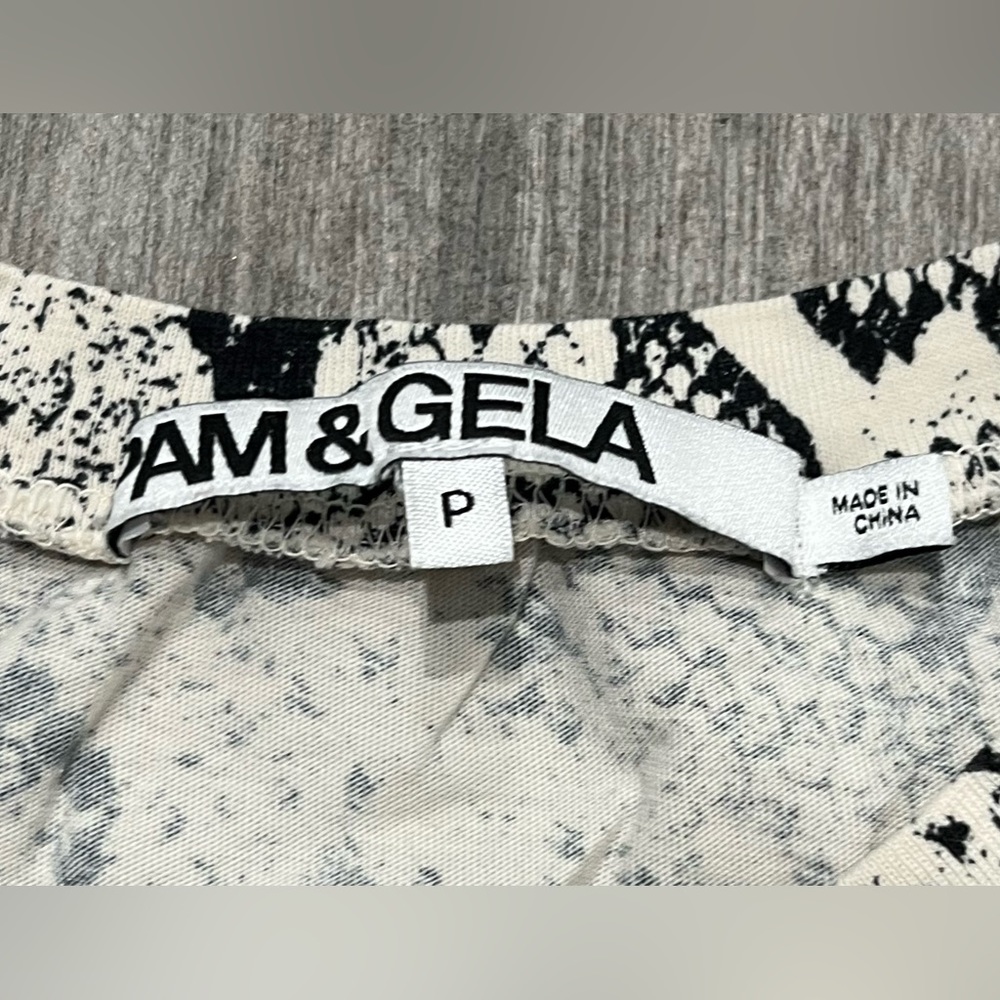 Pam And Gela Python Basic Tee- P ( Xs) - image 2